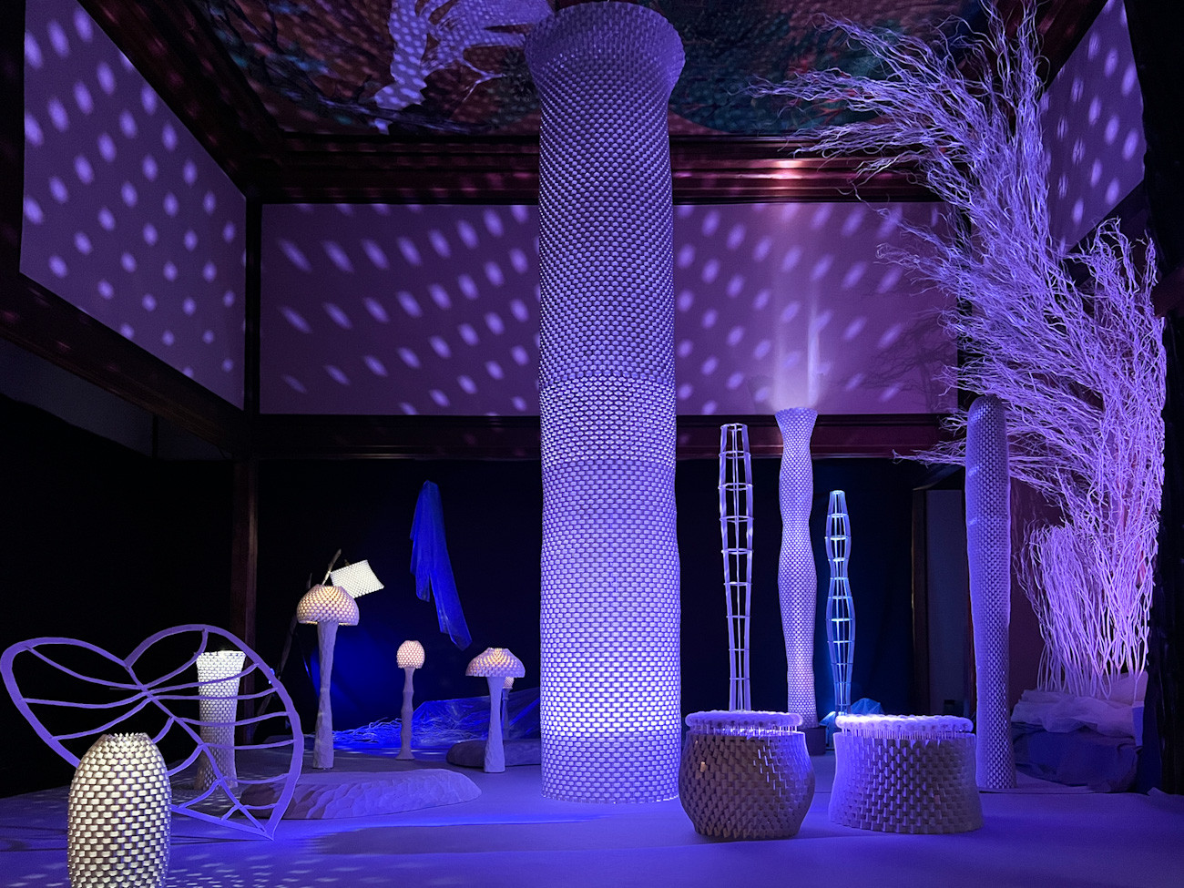 ホテル雅叙園東京 東京都指定有形文化財「百段階段」「和のあかり×百段階段2024 ～妖美なおとぎばなし～」会場