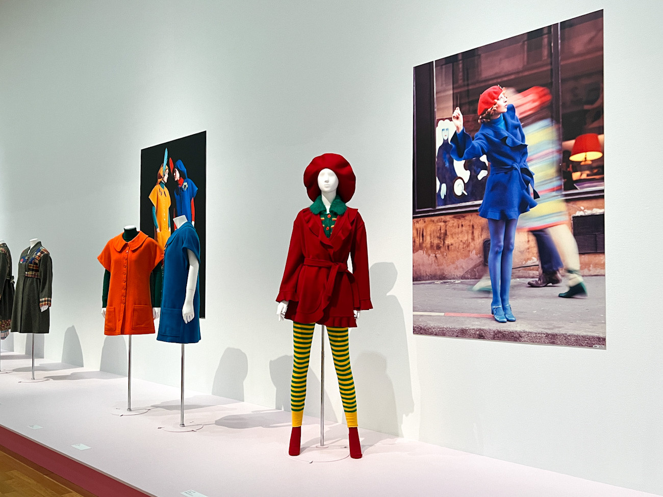 日本人デザイナーのパイオニア・高田賢三の没後初大規模展 ― 東京