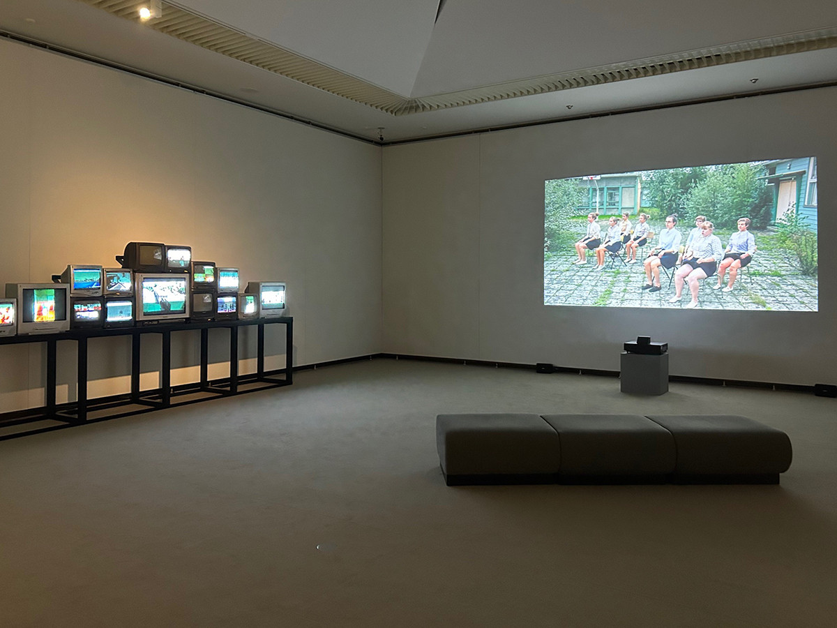 愛知県美術館「アブソリュート・チェアーズ 現代美術のなかの椅子なるもの」会場