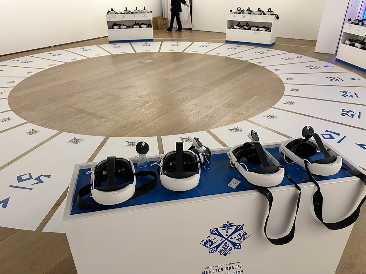 森アーツセンターギャラリー「モンスターハンター20周年-大狩猟展-」会場より 「モンスター図鑑AR体験」