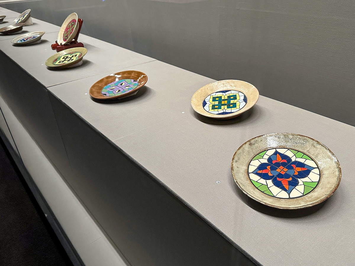 泉屋博古館東京「昭和モダーン モザイクのいろどり 板谷梅樹の世界」会場