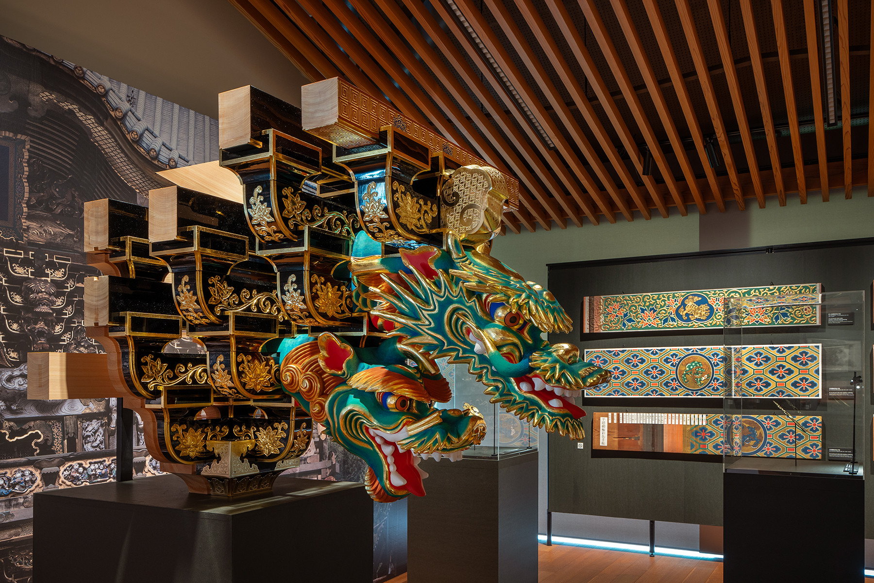 竹中大工道具館「日光の彩色と金工-社寺建築の美しさの謎を解く」会場