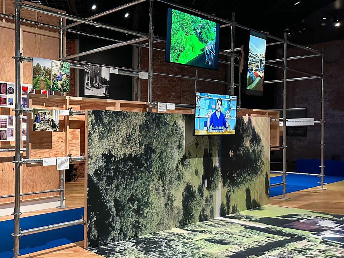 東京ステーションギャラリー「テレンス・コンラン モダン・ブリテンをデザインする」より第4章「バートン・コート自邸」会場