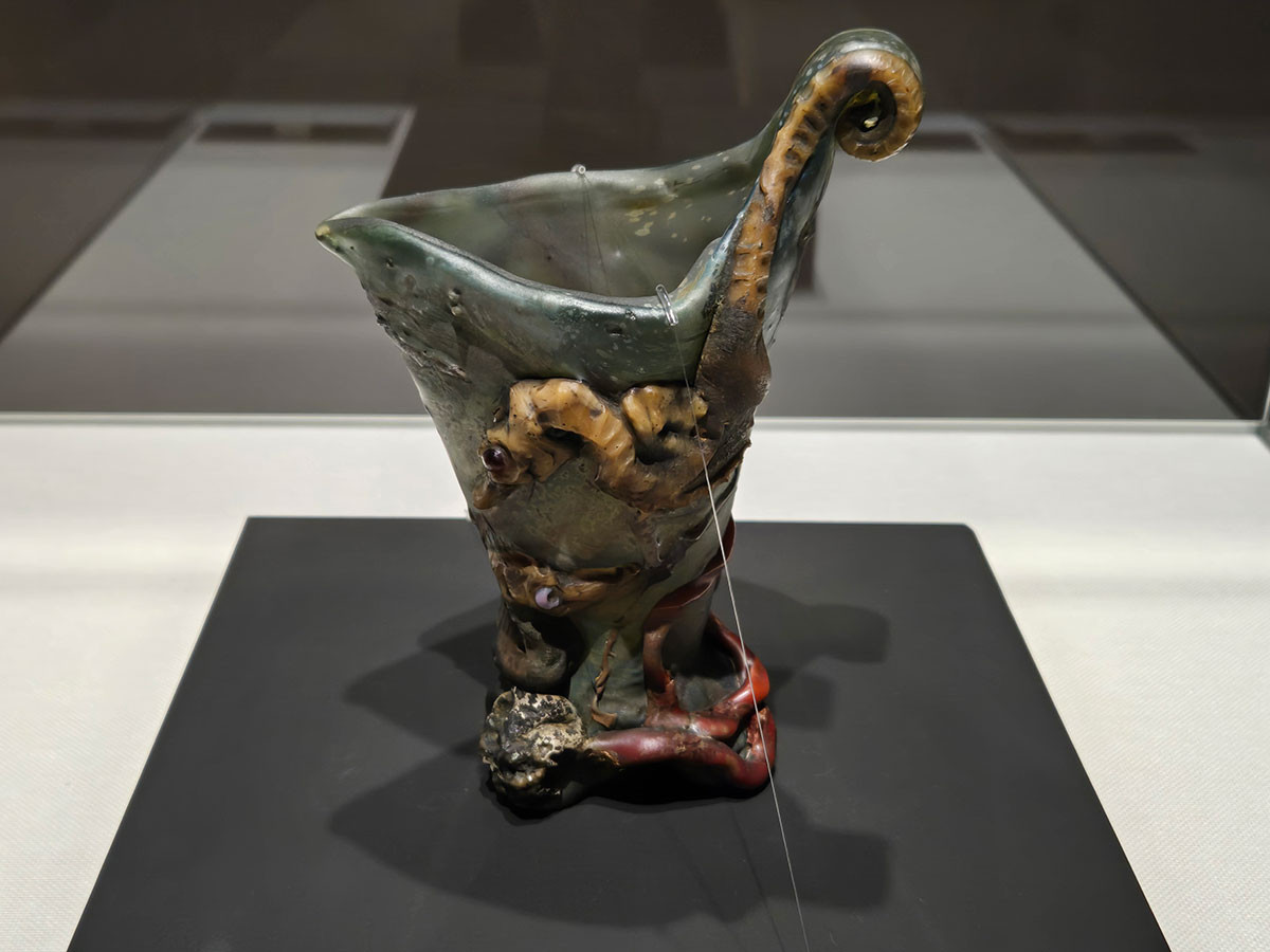 ガレとパリの関係にスポット ― 富山市ガラス美術館「没後120年