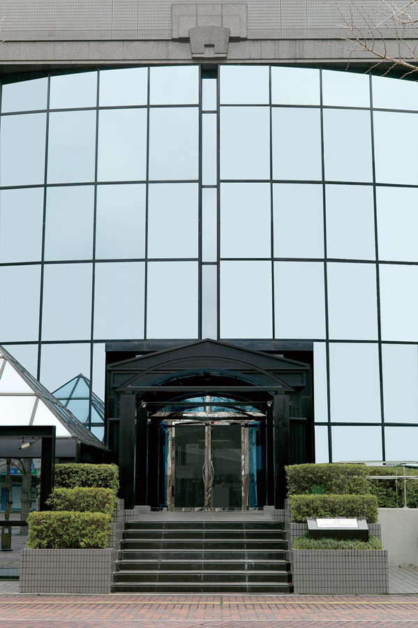 東北のオカザリ―神宿りの紙飾り―