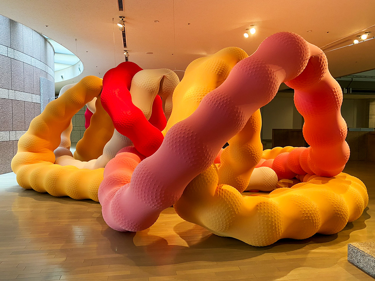 ヨコハマトリエンナーレ2020 「AFTERGLOW―光の破片をつかまえる」