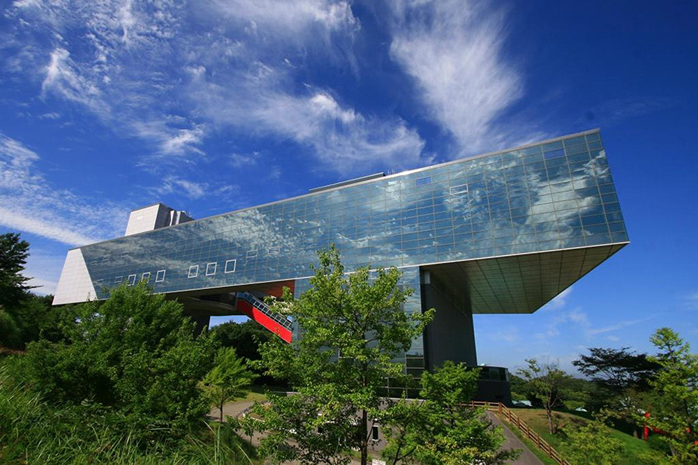 秋田蘭画の世界　　『解体新書』から《不忍池図》へ