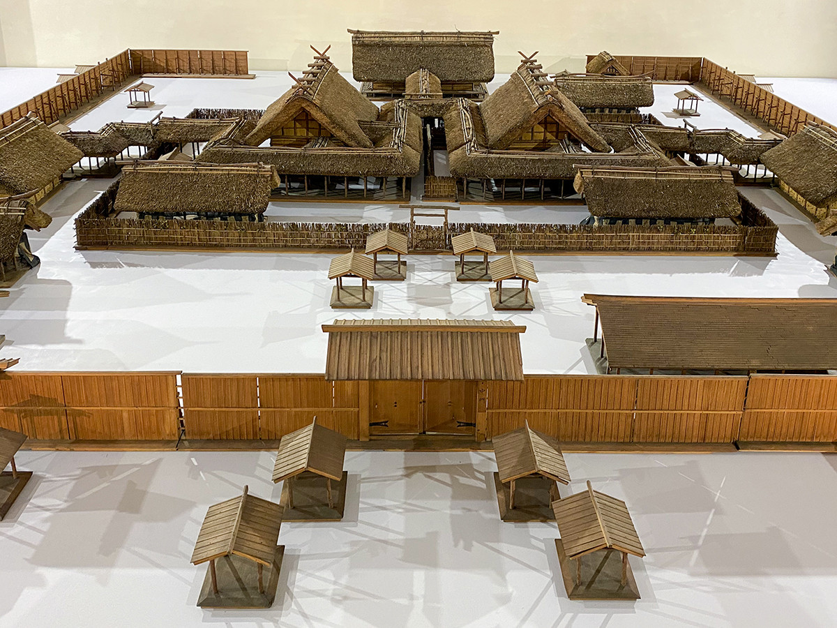 日本のたてもの ー 自然素材を活かす伝統の技と知恵