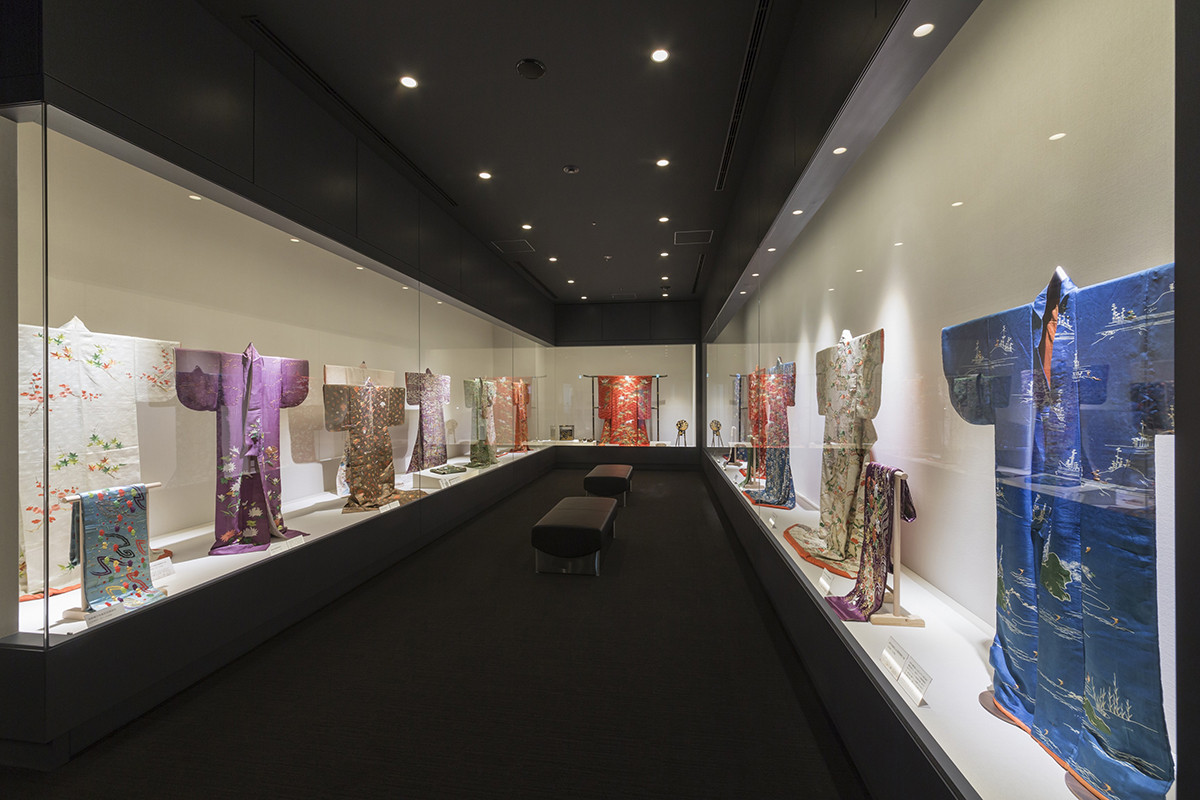 和と洋が出会う博物館　共立女子大学コレクション・10