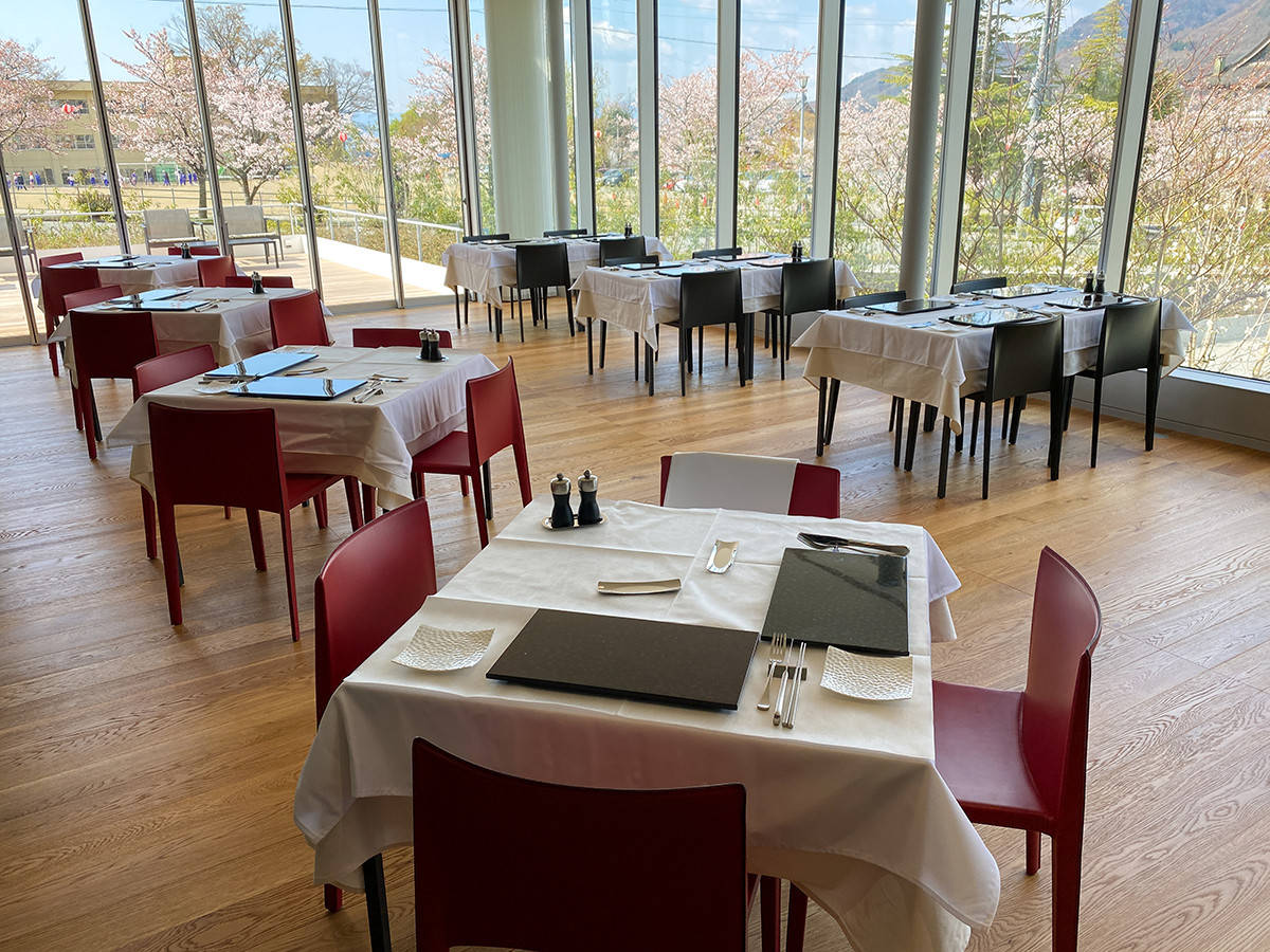 長野県立美術館が新築オープン