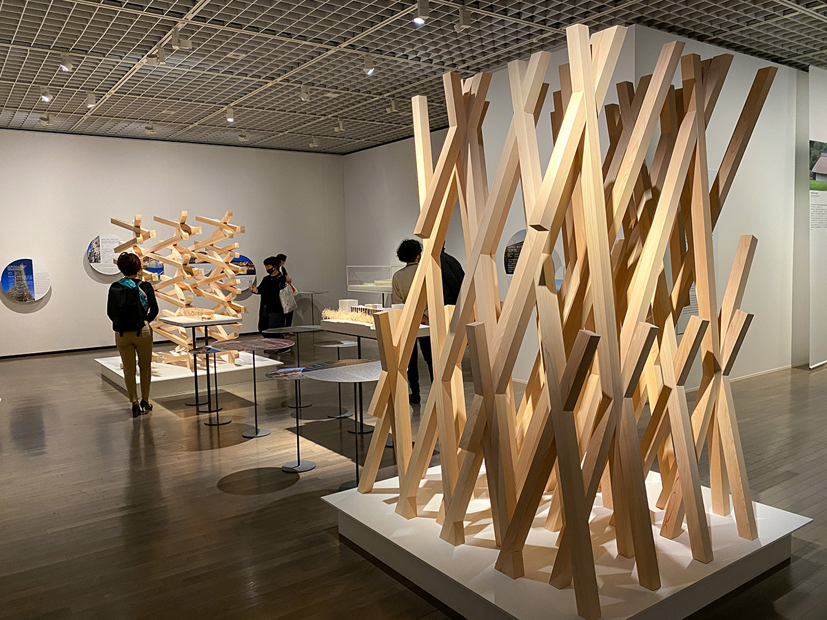 隈研吾展 新しい公共性をつくるためのネコの5原則