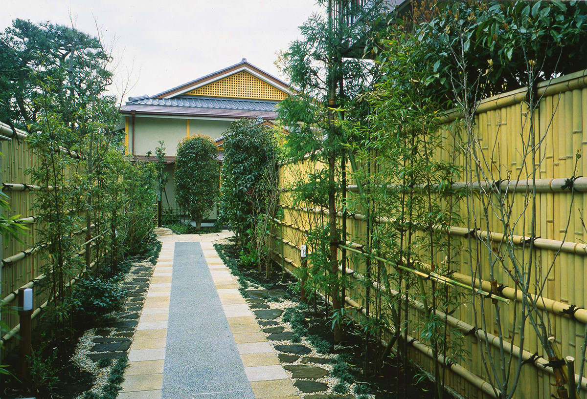 清方、新春を寿ぐ