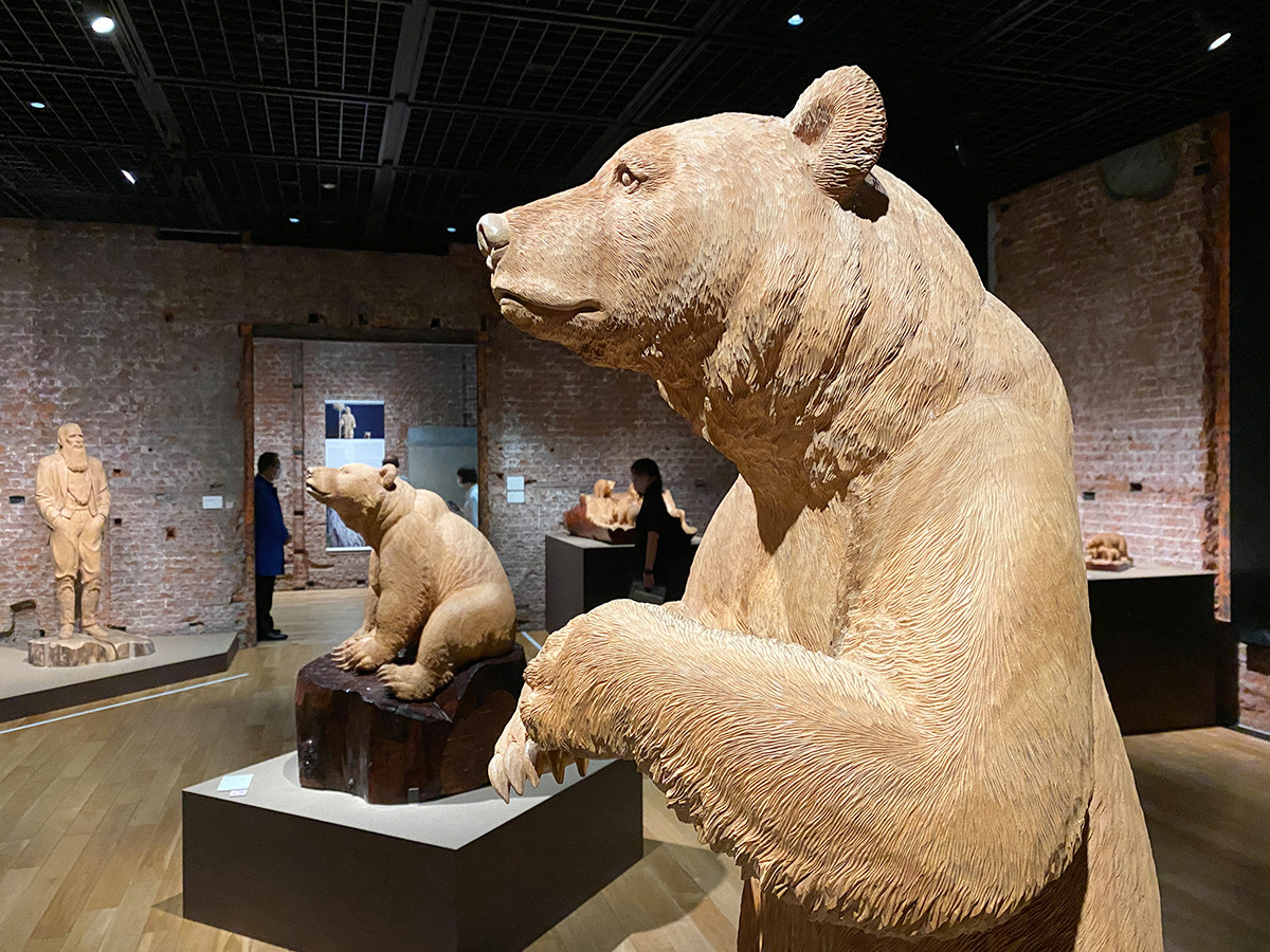 木彫り熊の申し子 藤戸竹喜 | レポート | アイエム［インターネット