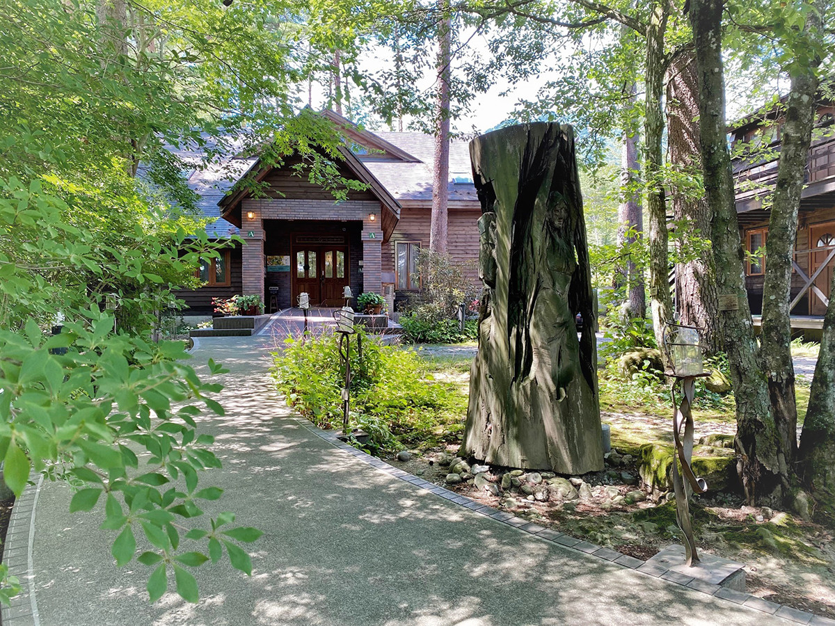 森からささやく“愛しさの絵本”原画展