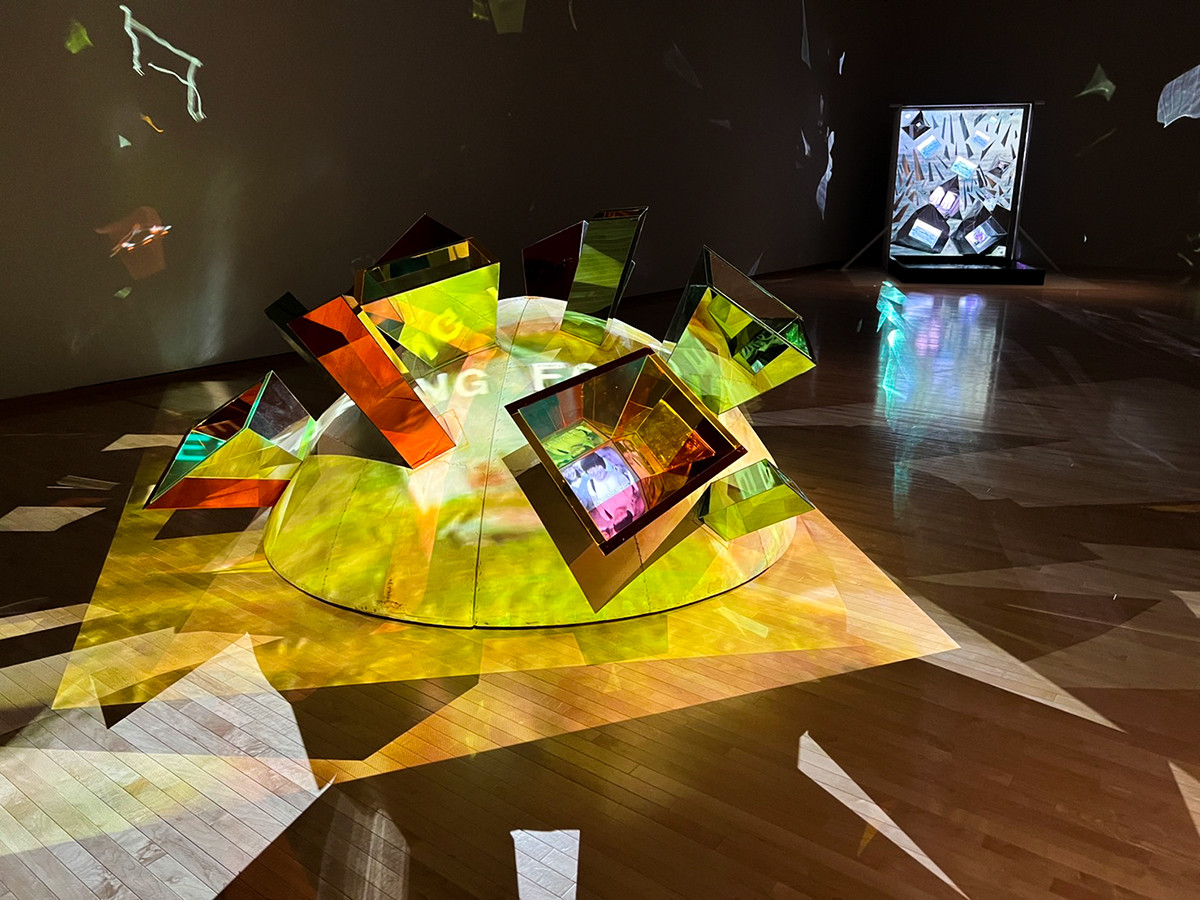 ヴィデオ・アートの先駆者、久保田成子の大規模展 ― 東京都現代美術館