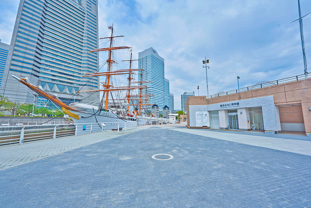 柳原良平をかたちづくるもの―船・アンクルトリス・そして横浜