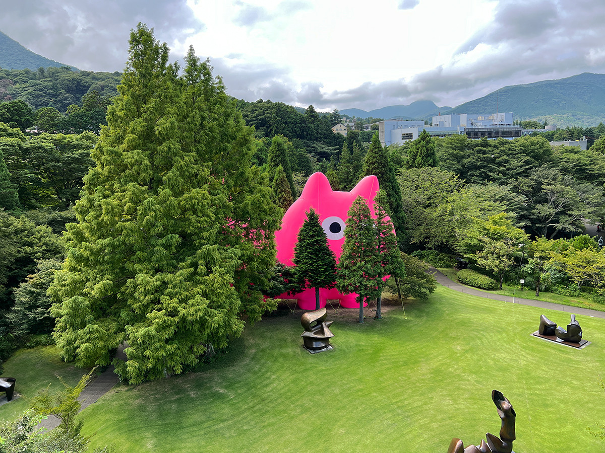 飯川雄大 デコレータークラブ　同時に起きる、もしくは遅れて気づく