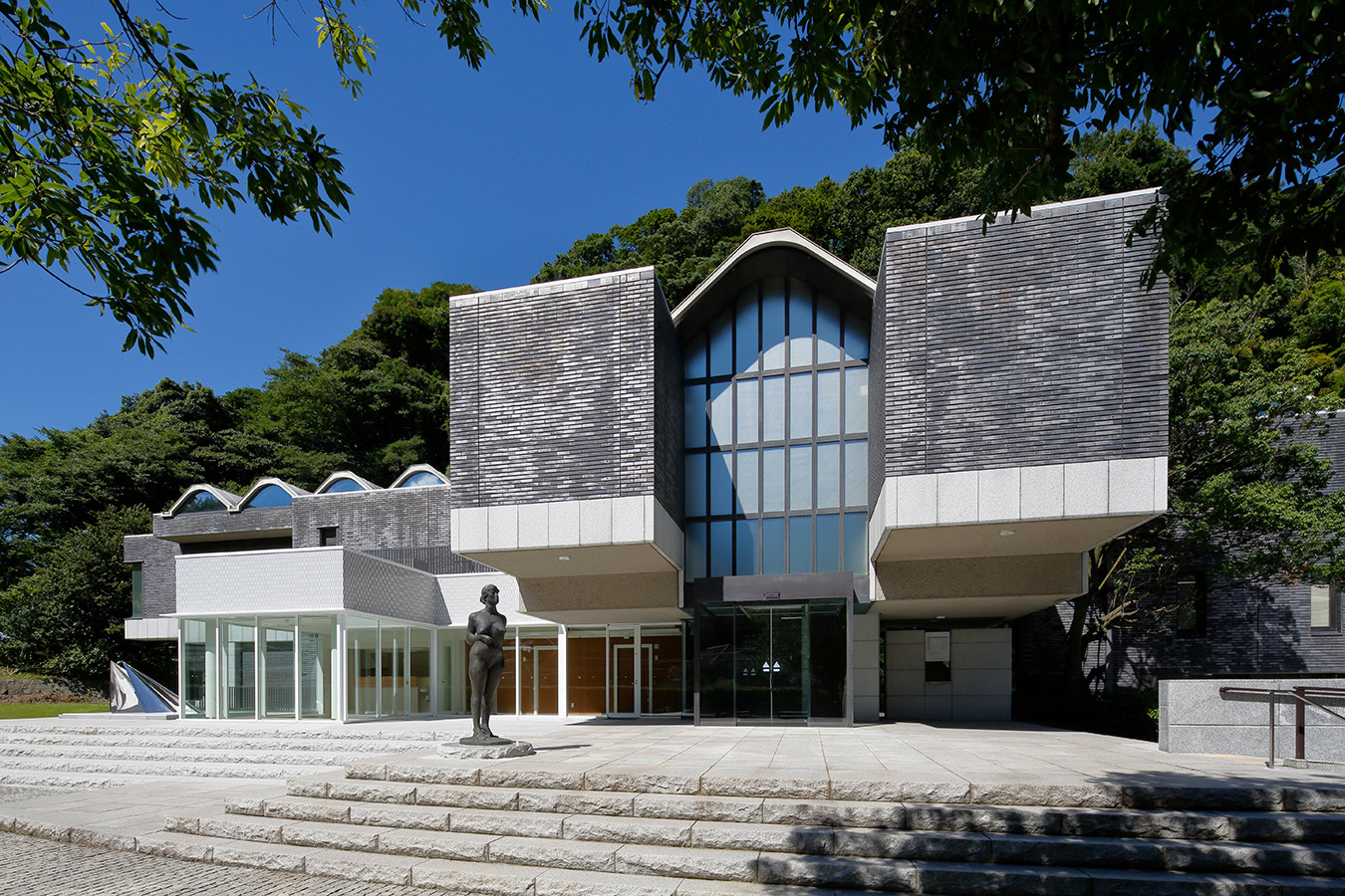 神奈川県立近代美術館 鎌倉別館 | 展覧会スケジュール・アクセス・料金 