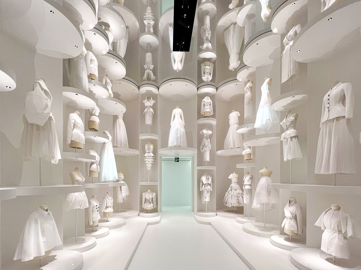世界巡回展「クリスチャン・ディオール、夢のクチュリエ」が東京に上陸 ─ 東京都現代美術館で12/21開幕 | ニュース | アイエム ...