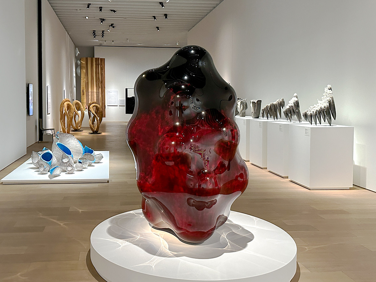 特別展「跳躍するつくり手たち：人と自然の未来を見つめるアート、デザイン、テクノロジー」