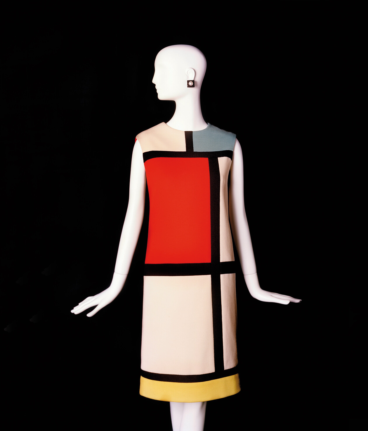 Yves Saint Laurent イヴサンローラン　編み上げ　スカート イヴ・サンローラン展 時を超えるスタイル | 見どころ・チケット