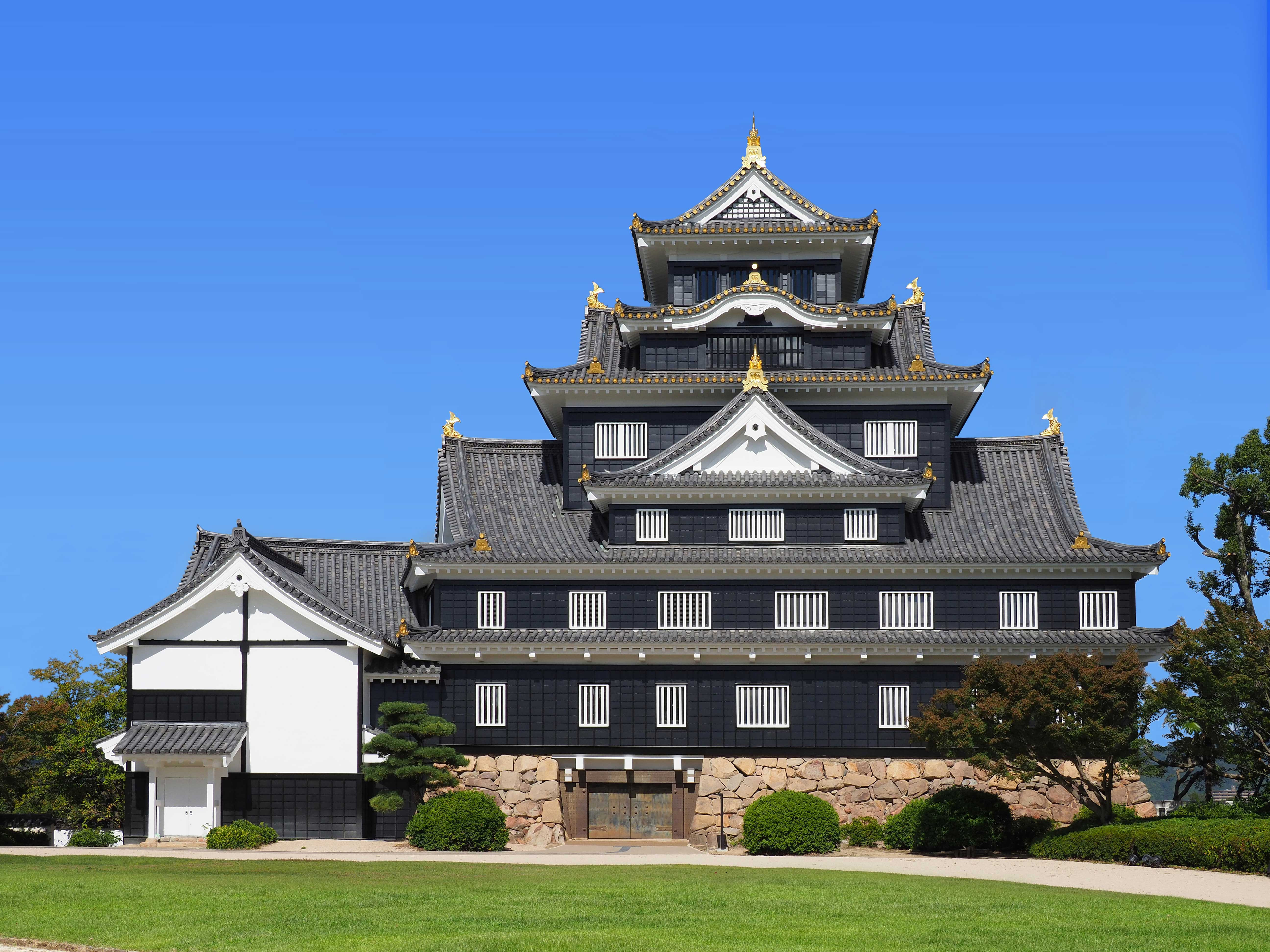 広がる源氏の世界 -末の世長き音に伝へなむ-