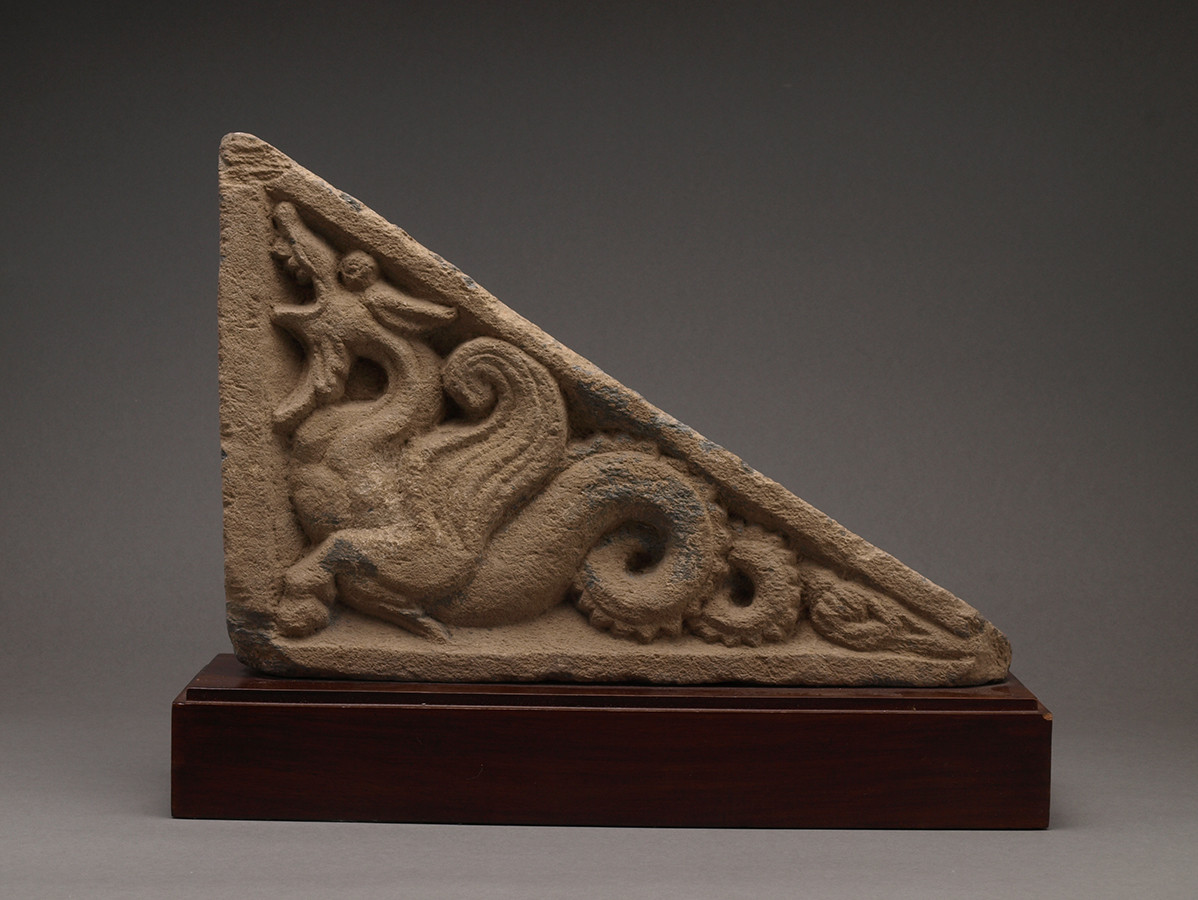 《石製建築装飾》