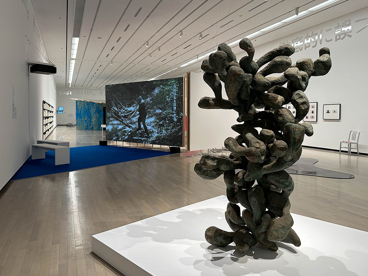 第8回横浜トリエンナーレ「野草：いま、ここで生きてる」