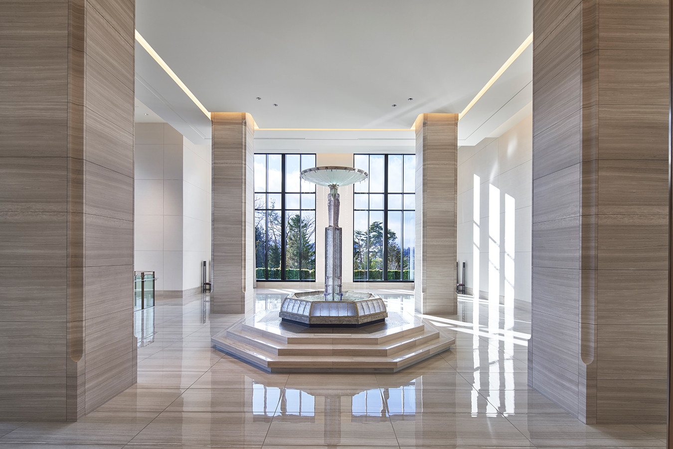 「アール・デコ100周年展」