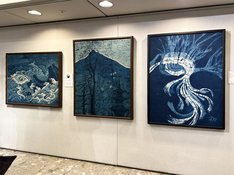 母の４０代の頃のロウケツ染めの染色絵画 母の40代の頃のロウケツ染めの染色絵画 🪸🌿 #art #batik