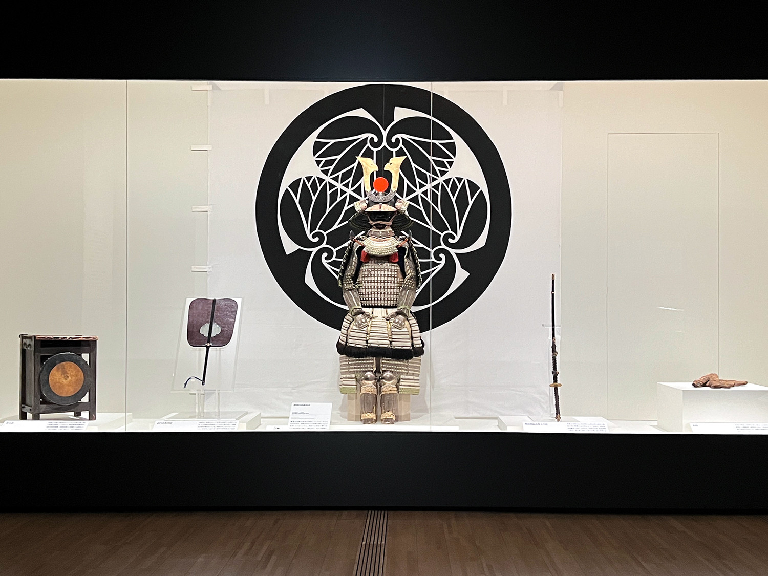 国宝「源氏物語絵巻」「初音の調度」をはじめとする徳川美術館の名品(レポート)