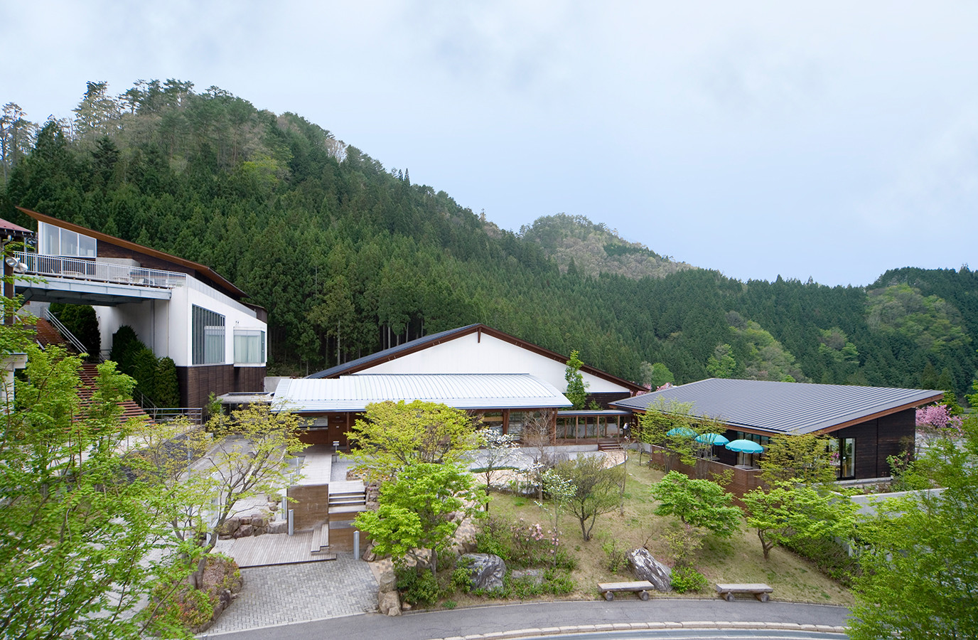 驚異のアート　光の芸術家 ゆるかわふうの世界　宇宙（そら）の記憶