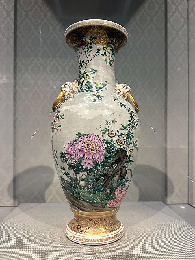 花を彩る名脇役 ― 泉屋博古館東京「花器のある風景」（レポート