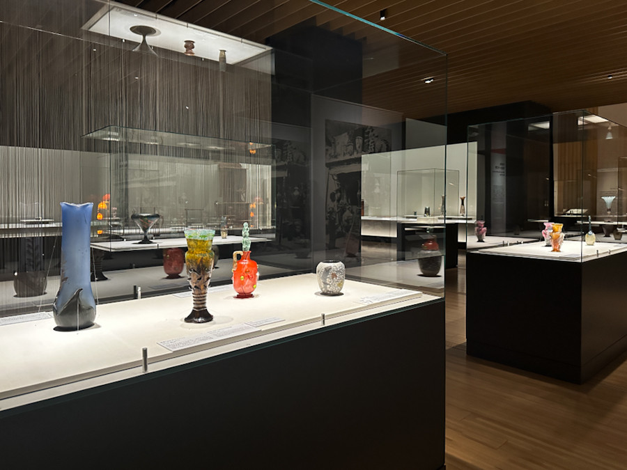 サントリー美術館「没後120年 エミール・ガレ:憧憬のパリ」会場