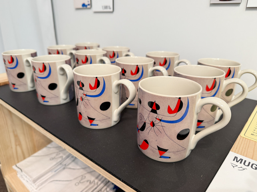 【新品未使用未開封】FCバルセロナ75周年記念Tシャツ(ミロ展)赤青2枚セット 日本未展開】 FCバルセロナ クレスト Tシャツ （ノーブルレッド/クラブ