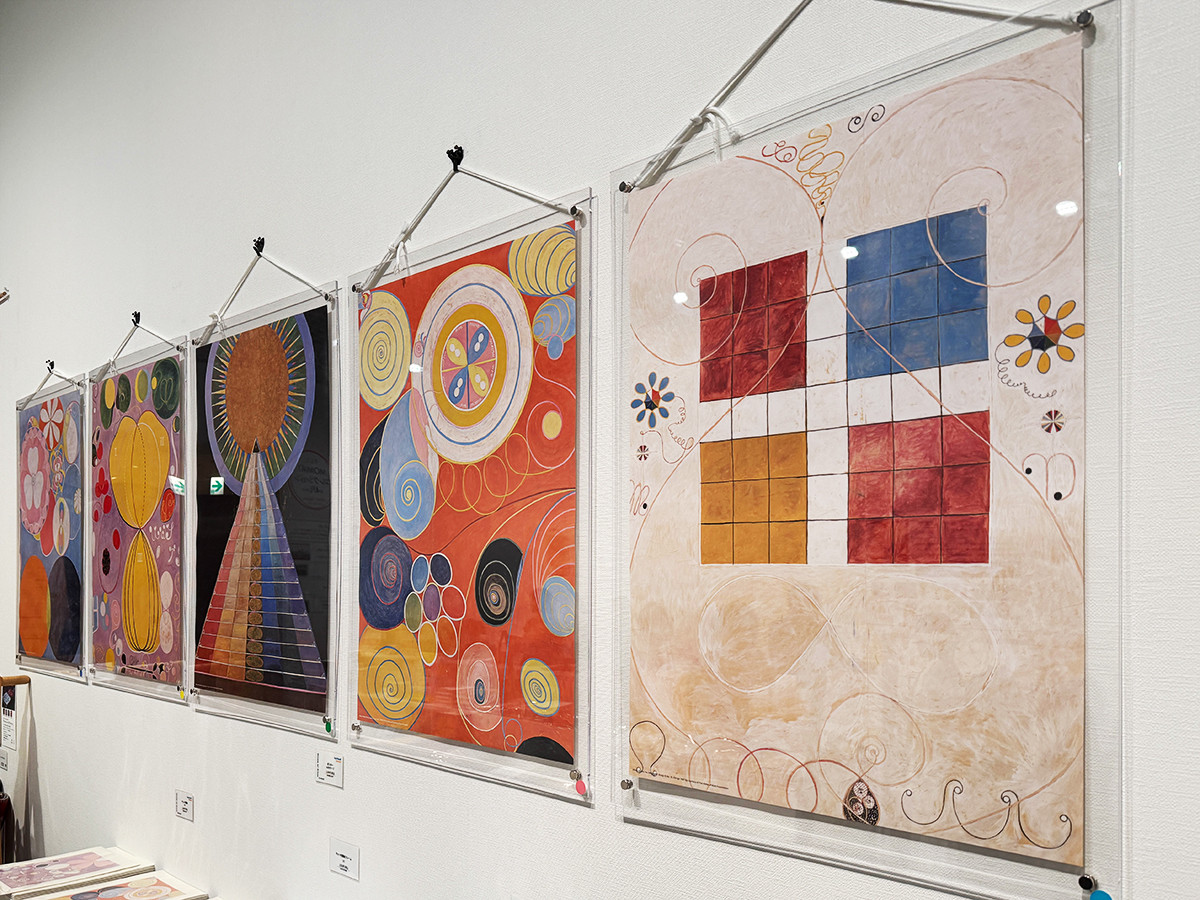 ポスター B2変形サイズ