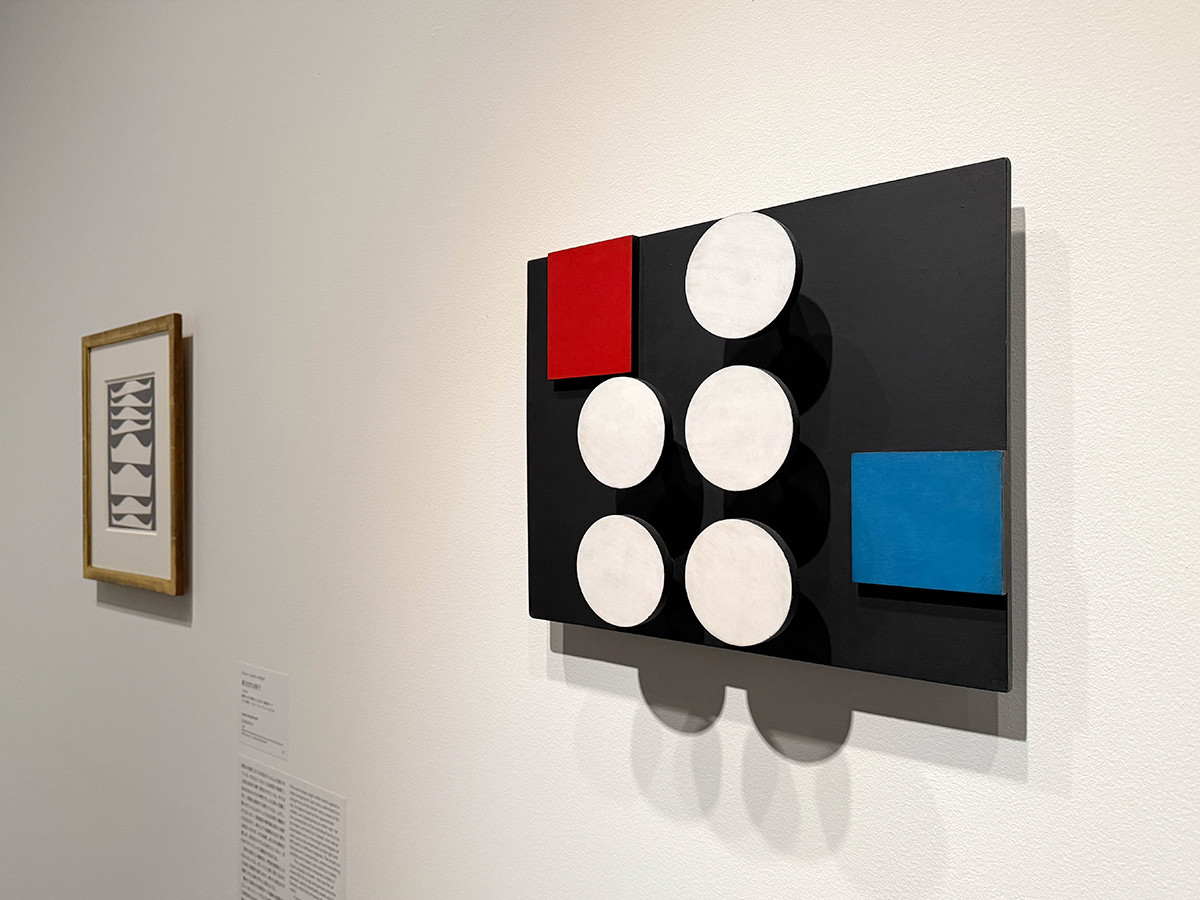 アーティゾン美術館「ゾフィー・トイバー=アルプとジャン・アルプ」会場より 第3章「1930-1943 前衛の波の間で ― 各々の探究とコラボレーション」