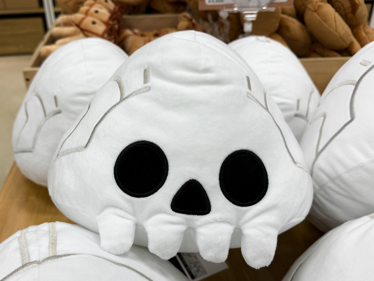 武器になる？巨大な抱き枕など、編集部おすすめ13選＋α ― 「古代DNA ―日本人のきた道―」（グッズ）