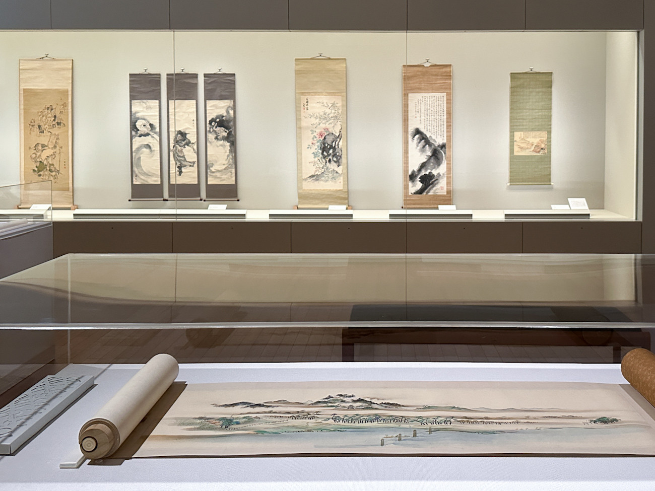 鳥取県立美術館 開館記念展「ART OF THE REAL アート・オブ・ザ・リアル 時代を超える美術—若冲からウォーホル、リヒターへ—」