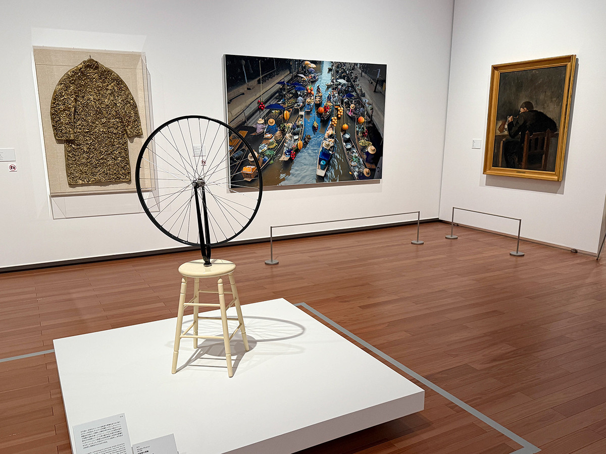 鳥取県立美術館「ART OF THE REAL アート・オブ・ザ・リアル 時代を超える美術-若冲からウォーホル、リヒターへ-」会場より 第3章「日常と生活」