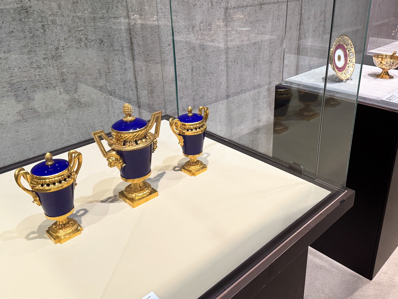 渋谷区立松濤美術館「妃たちのオーダーメイド　セーヴル フランス宮廷の磁器」
