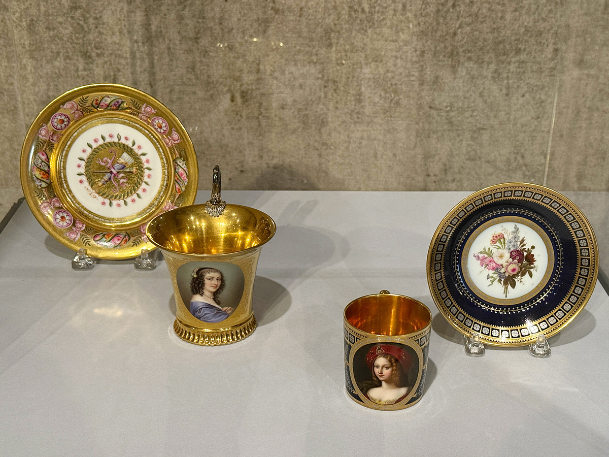 王侯貴族を魅了した華麗なる磁器 ― 渋谷区立松濤美術館「セーヴル