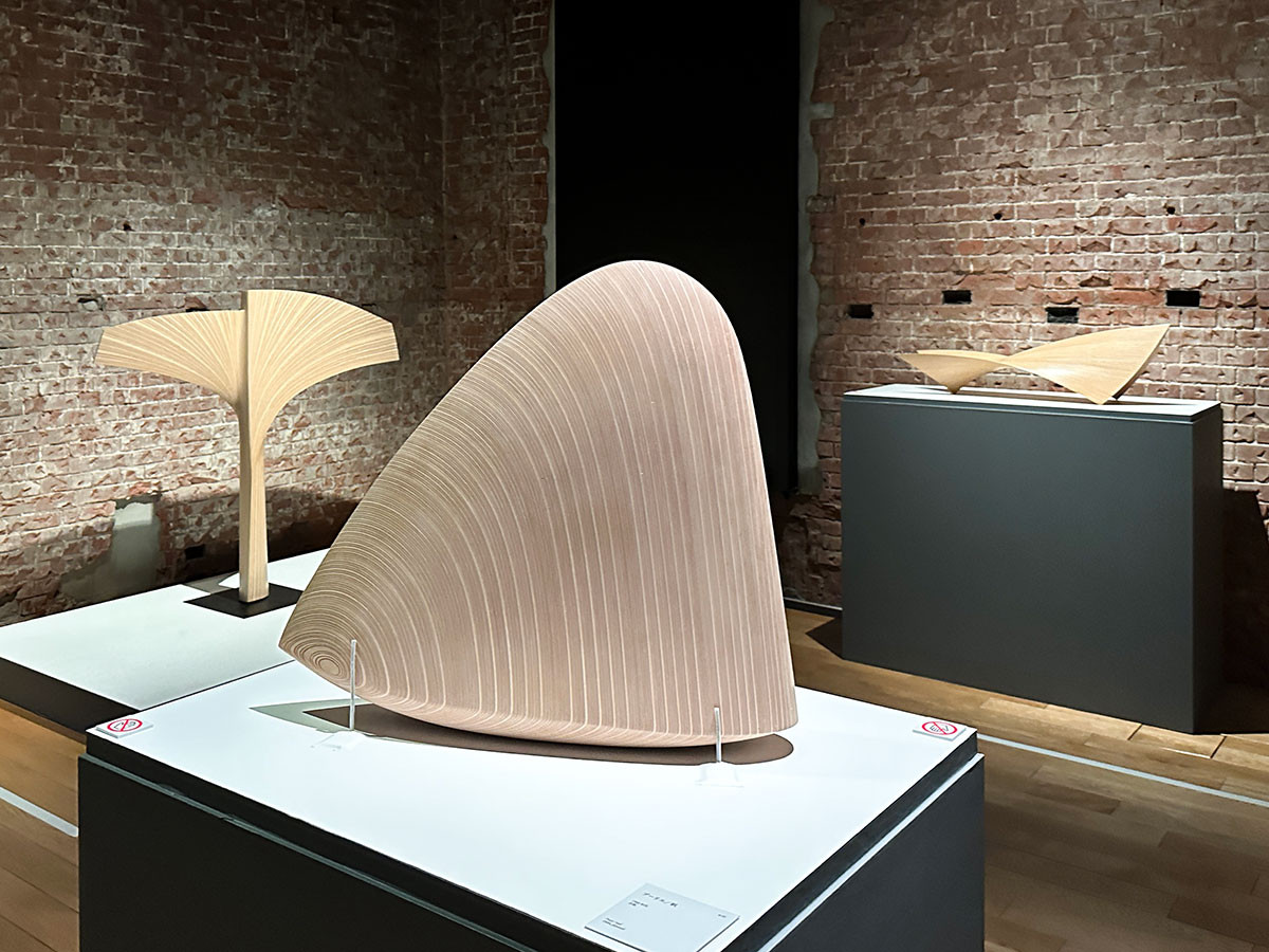 東京ステーションギャラリー「タピオ・ヴィルカラ　世界の果て」会場　「造形の園」会場風景