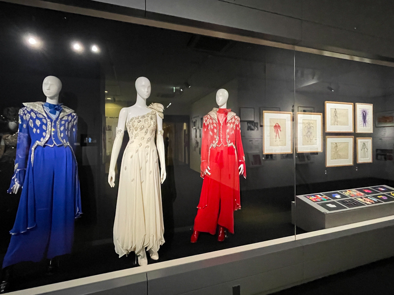 姫路市立美術館「大阪・関西万博記念事業　髙田賢三展」