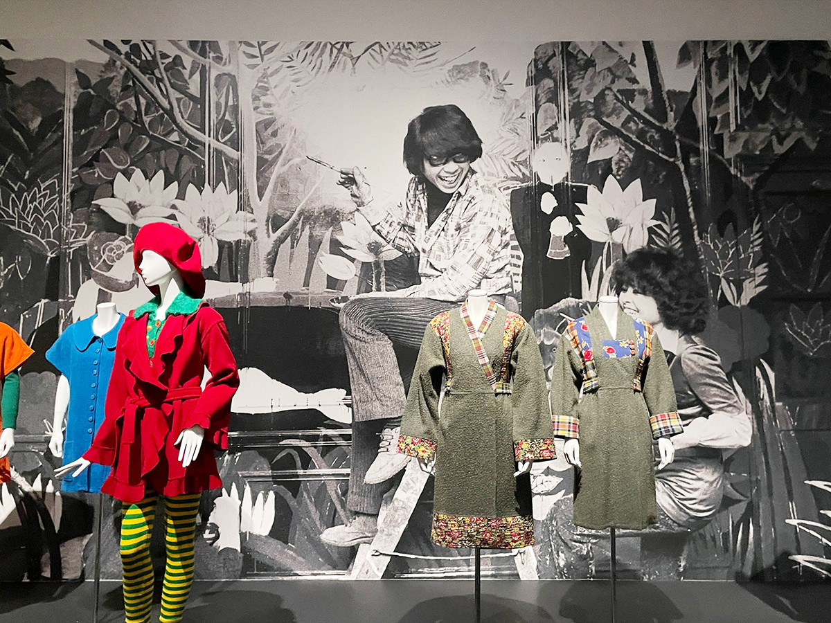 姫路市立美術館「髙田賢三展　パリに燃ゆ、永遠の革命児」会場より　会場風景