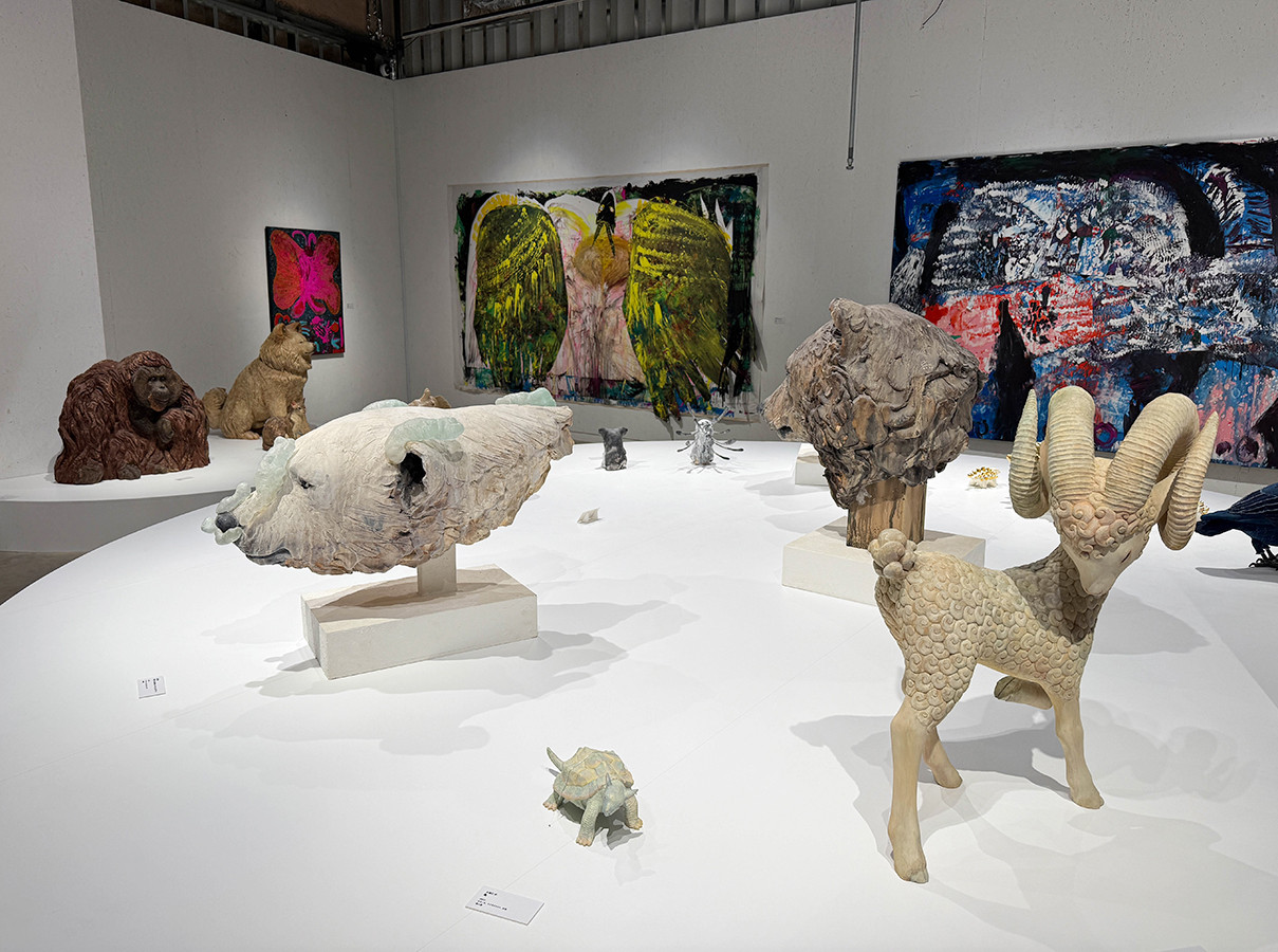 PLAY! MUSEUM「どうぶつ展　わたしたちはだれ？どこへむかうの？〜WHO ARE WE? WHERE ARE WE GOING?」会場より　「UTOPIA」