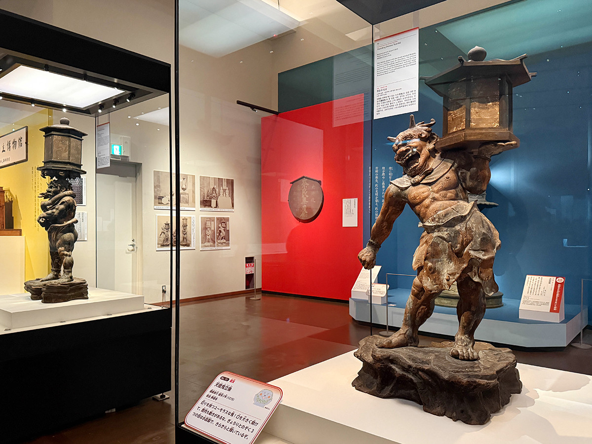 奈良国立博物館　特別展「超 国宝―祈りのかがやき―」会場より　第2章「奈良博誕生」