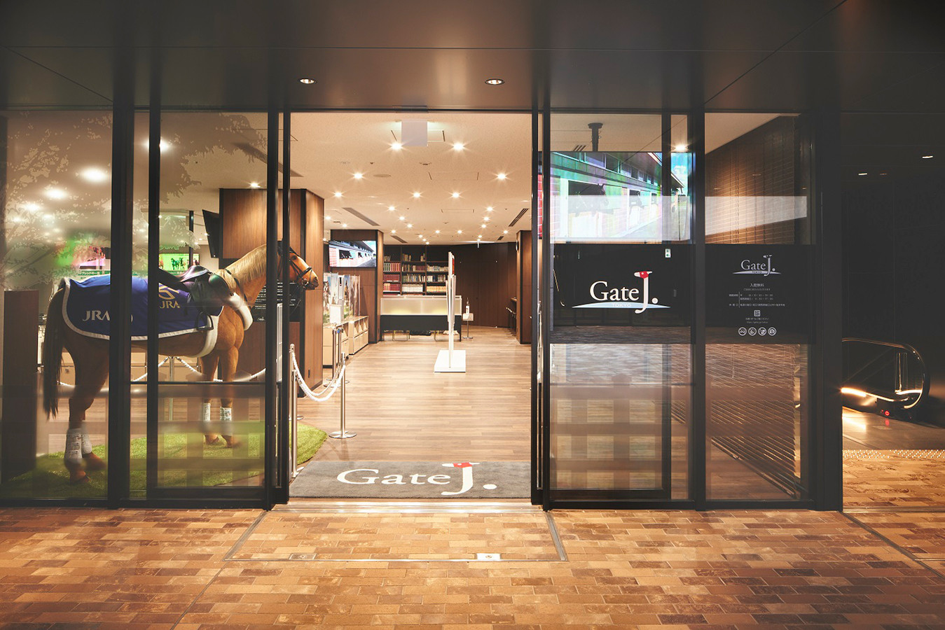 やまさき拓味『優駿の門ROOTS』原画展