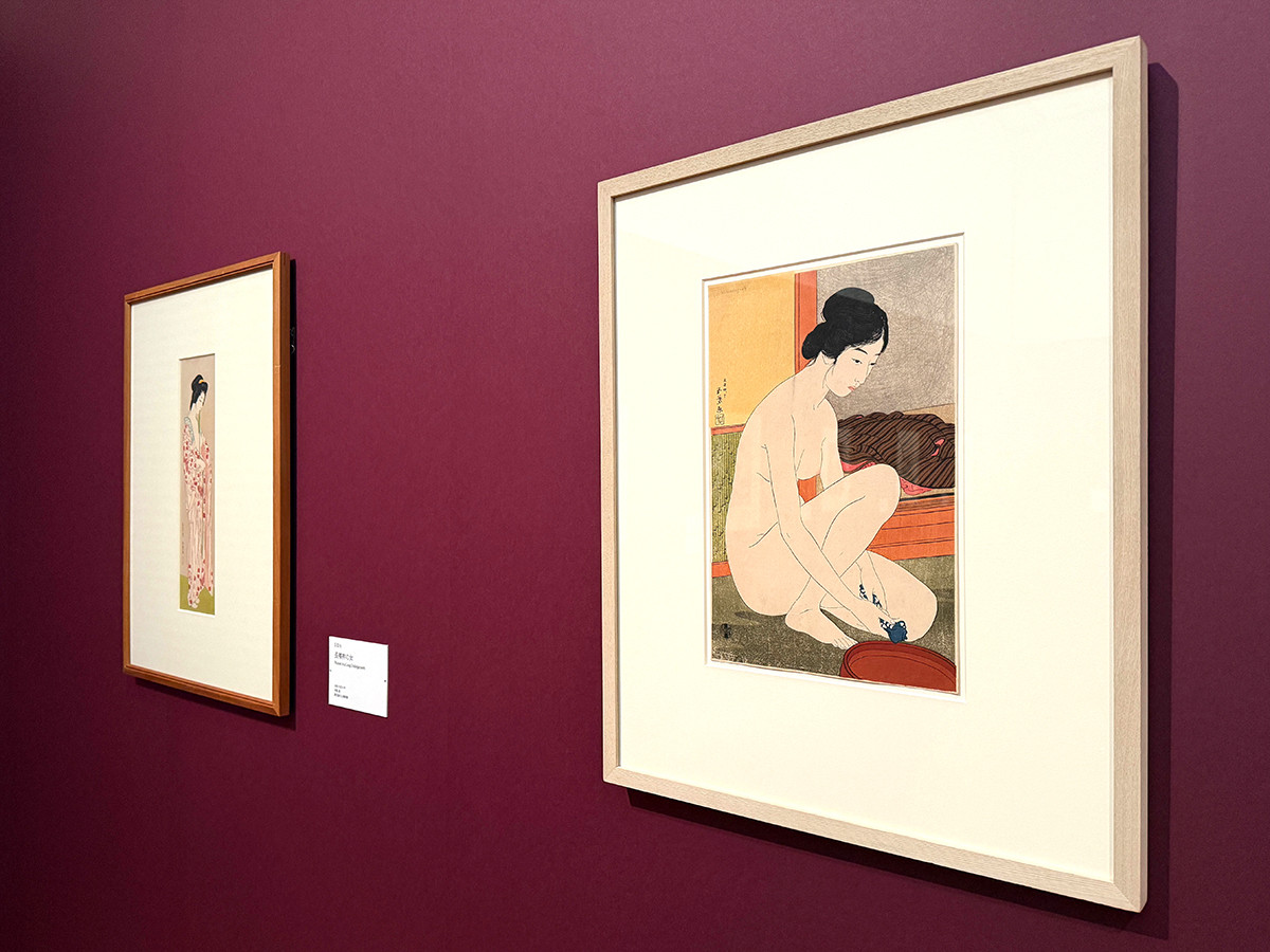 府中市美術館「橋口五葉のデザイン世界」会場より　（右手前）《浴場の女》1915（大正4）年（1916年完成）　千葉市美術館