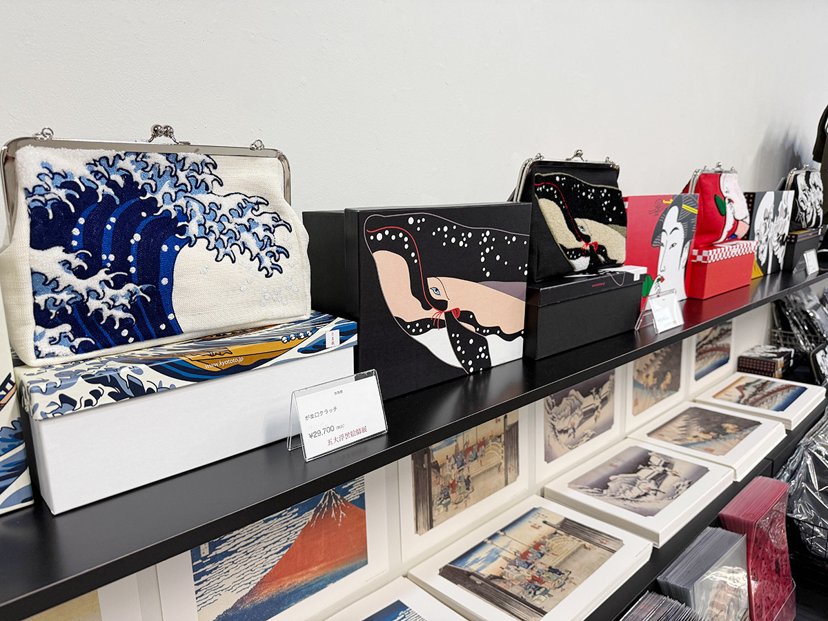 グッズで深まる浮世絵沼 ― 上野の森美術館「五大浮世絵師展」（グッズ）
